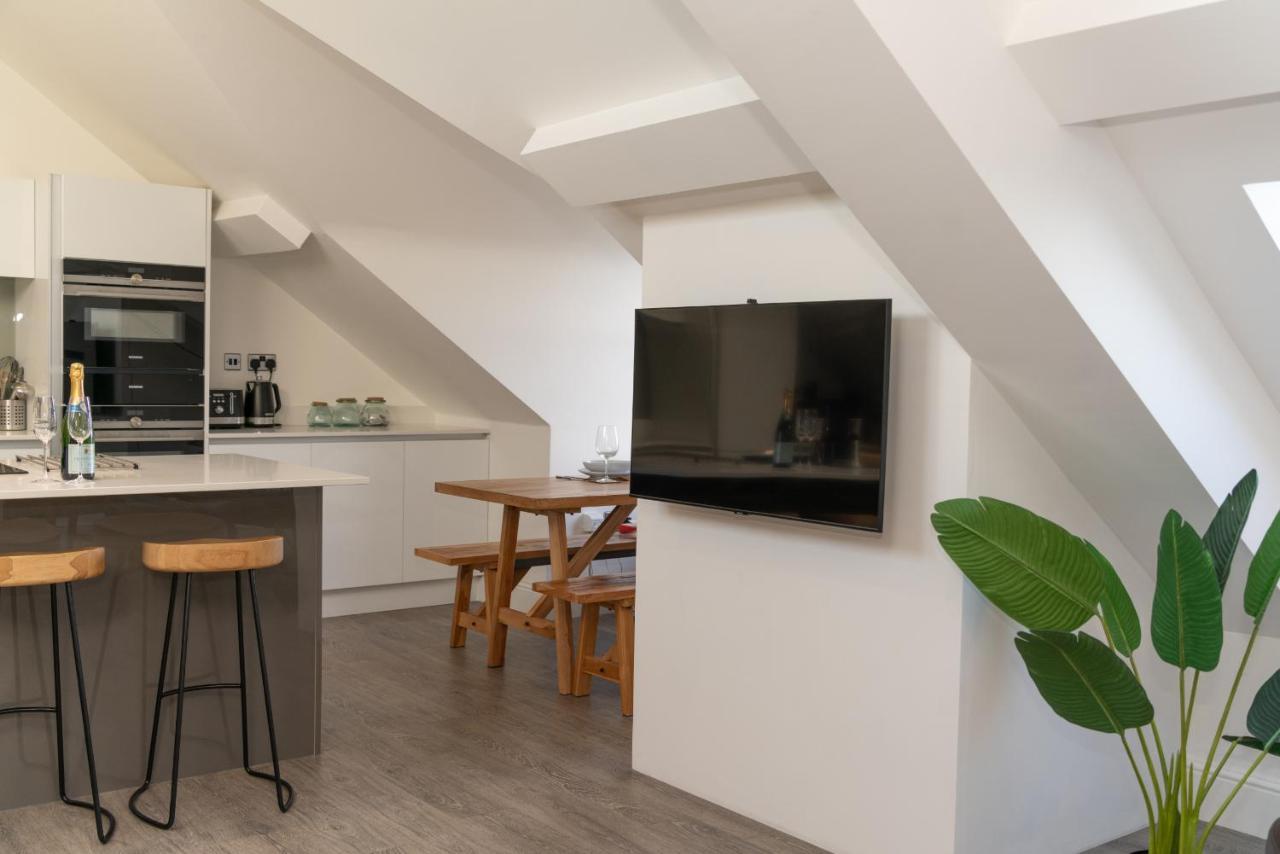 Larkrise - 3 Bed Penthouse-Sleeps 6-Tjslr Apartment Woolacombe Exterior photo